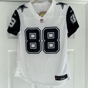 NWT Nike NFL Dallas Cowboys CeeDee Lamb #88 Jersey Women’s Small
